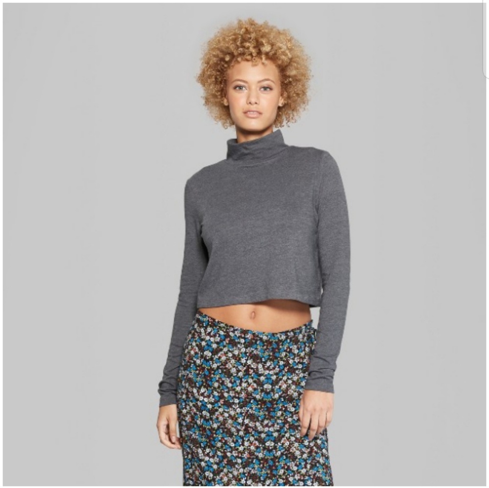 Long Sleev Mock Neck Boxy T-Shirt